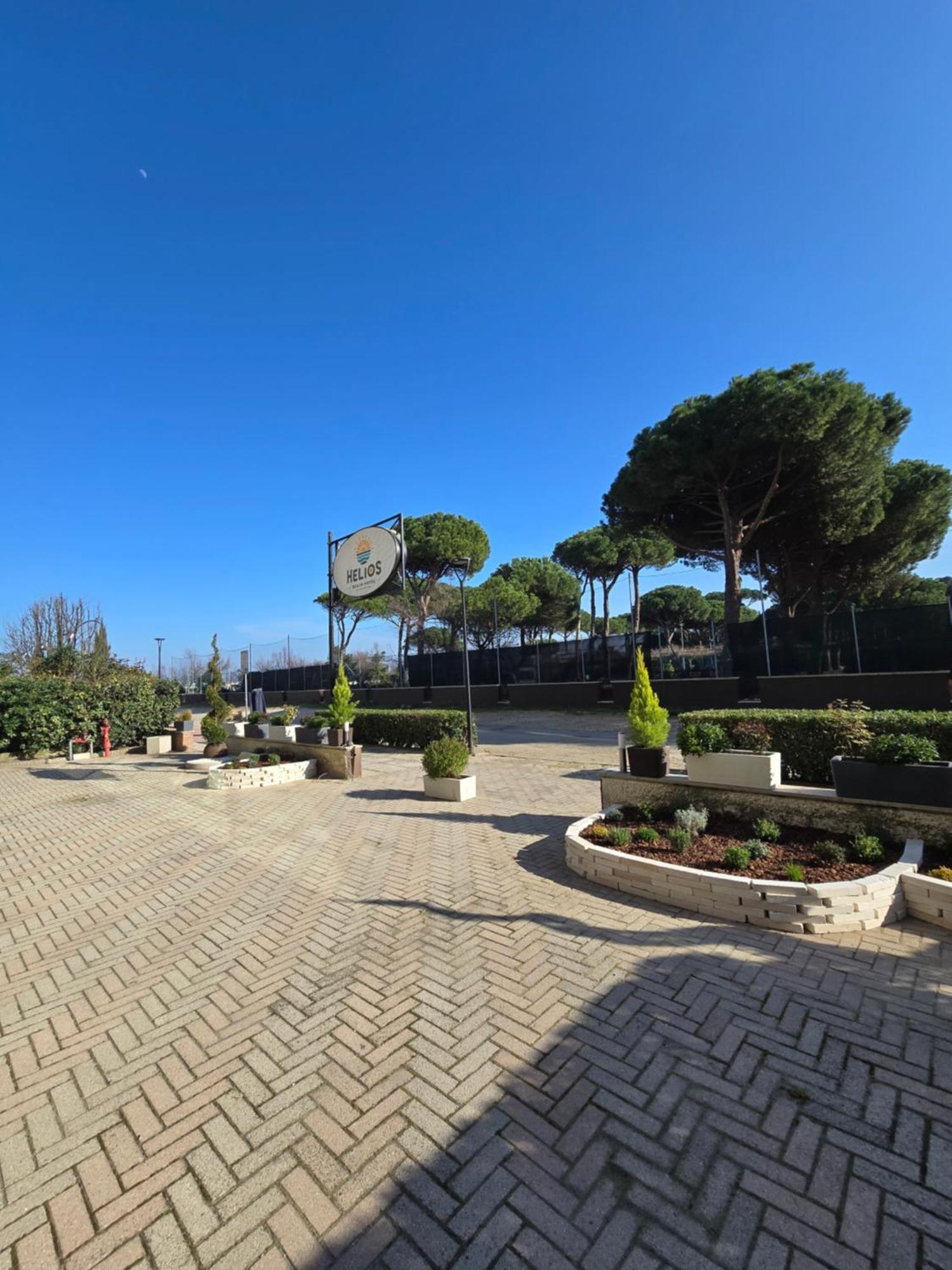 Hotel Helios Beach Milano Marittima Zewnętrze zdjęcie