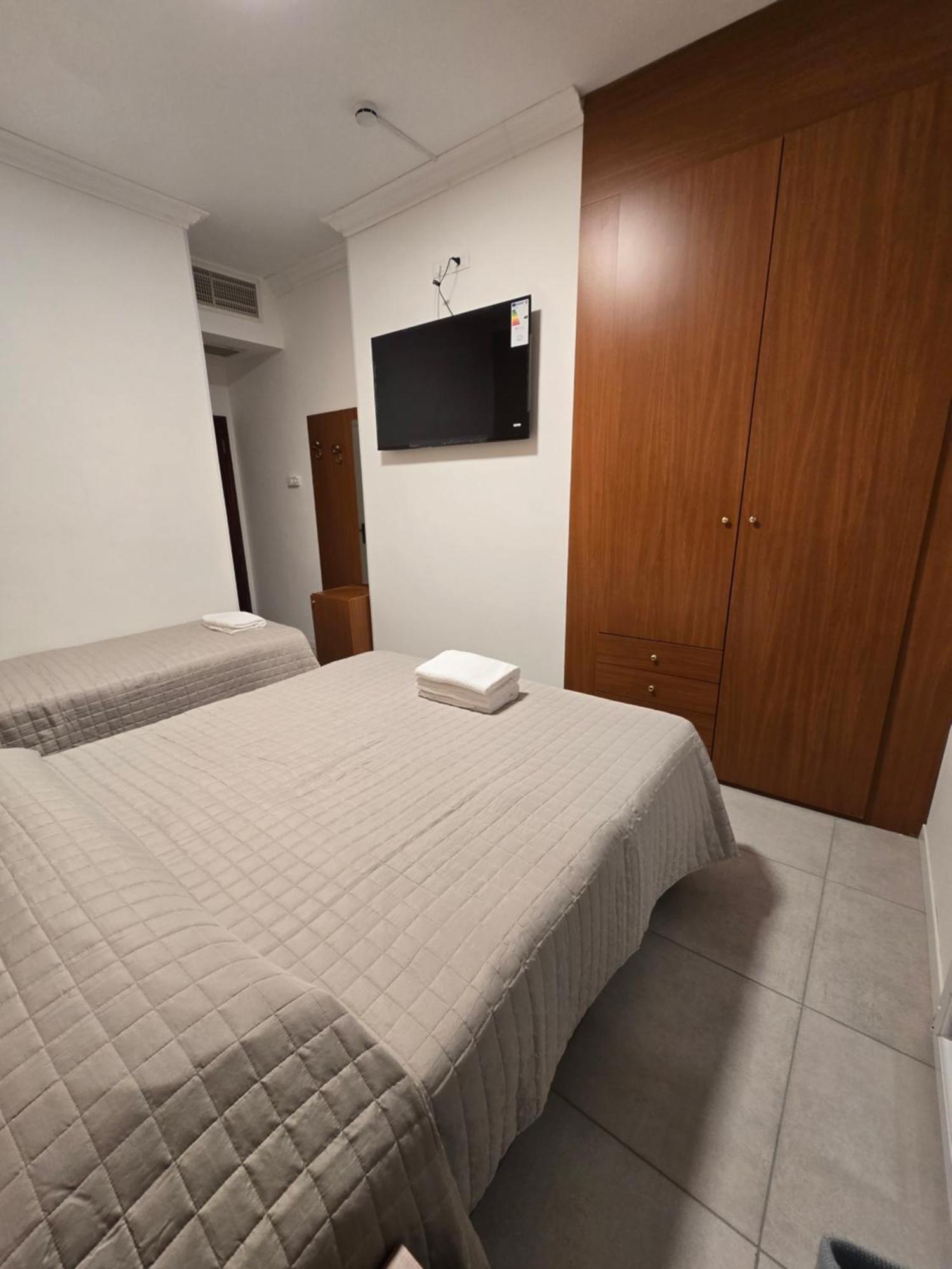 Hotel Helios Beach Milano Marittima Zewnętrze zdjęcie