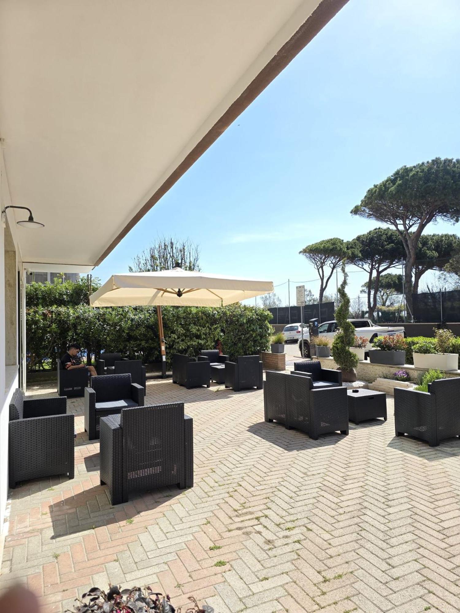 Hotel Helios Beach Milano Marittima Zewnętrze zdjęcie