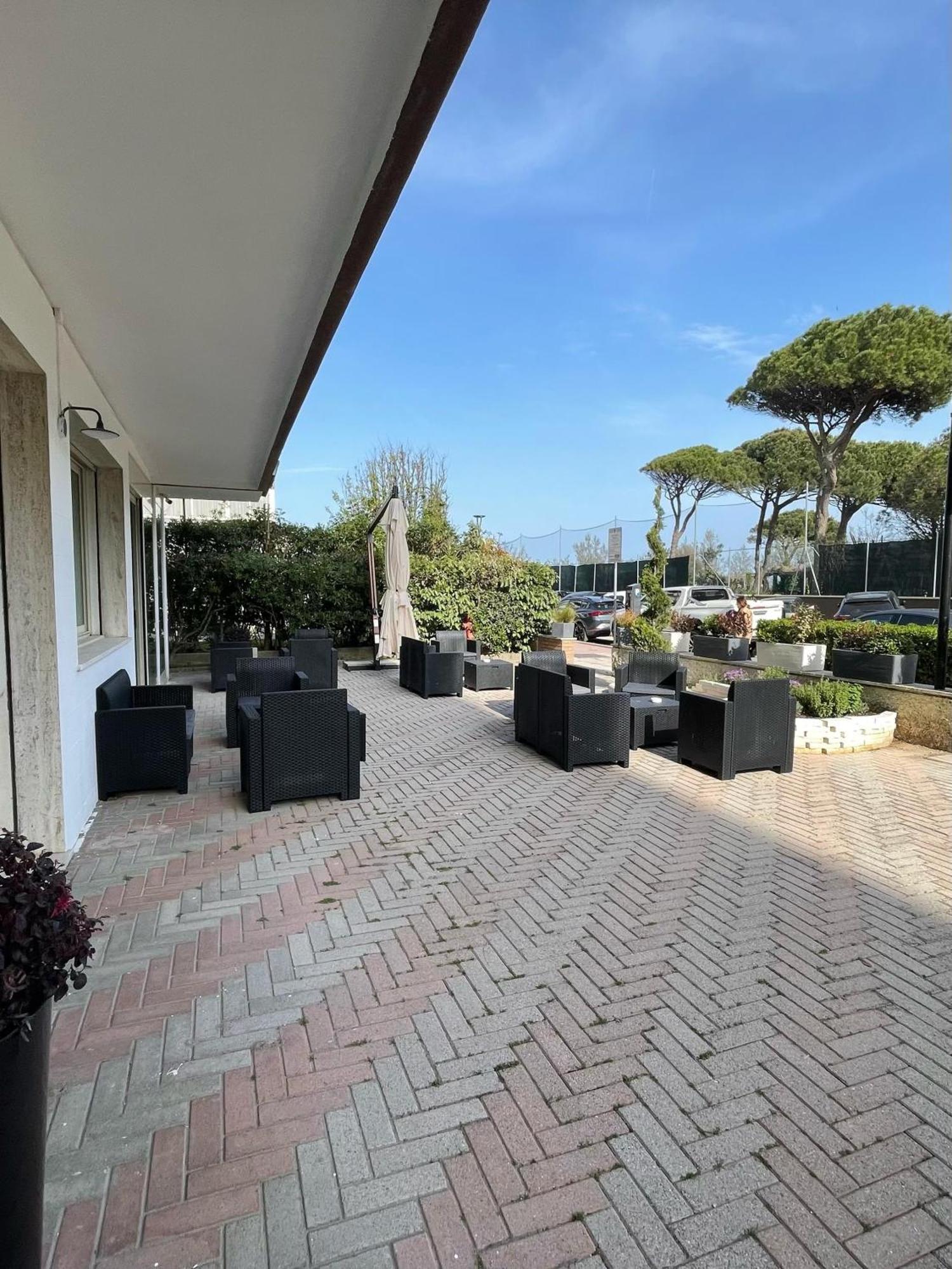 Hotel Helios Beach Milano Marittima Zewnętrze zdjęcie
