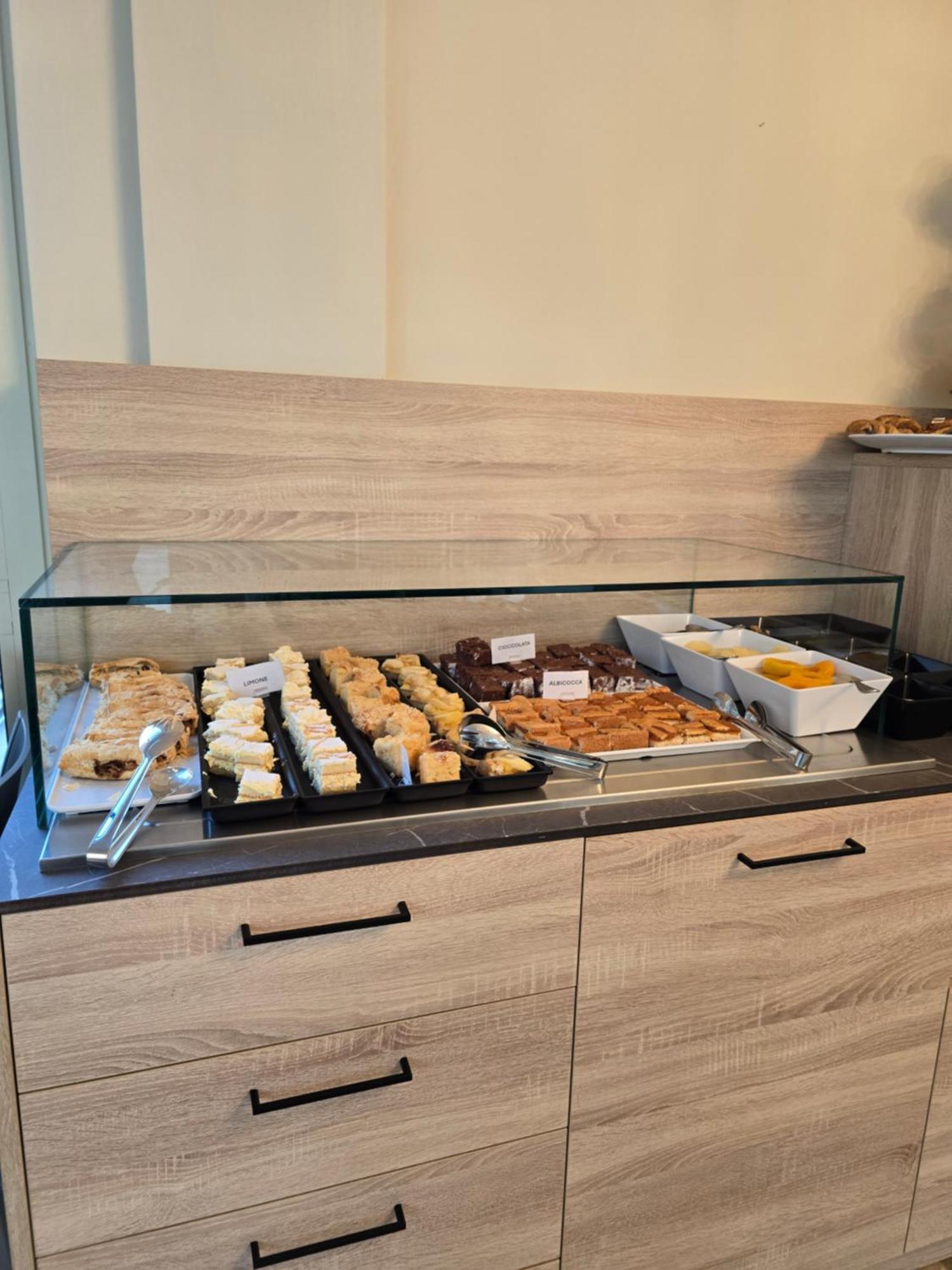 Hotel Helios Beach Milano Marittima Zewnętrze zdjęcie