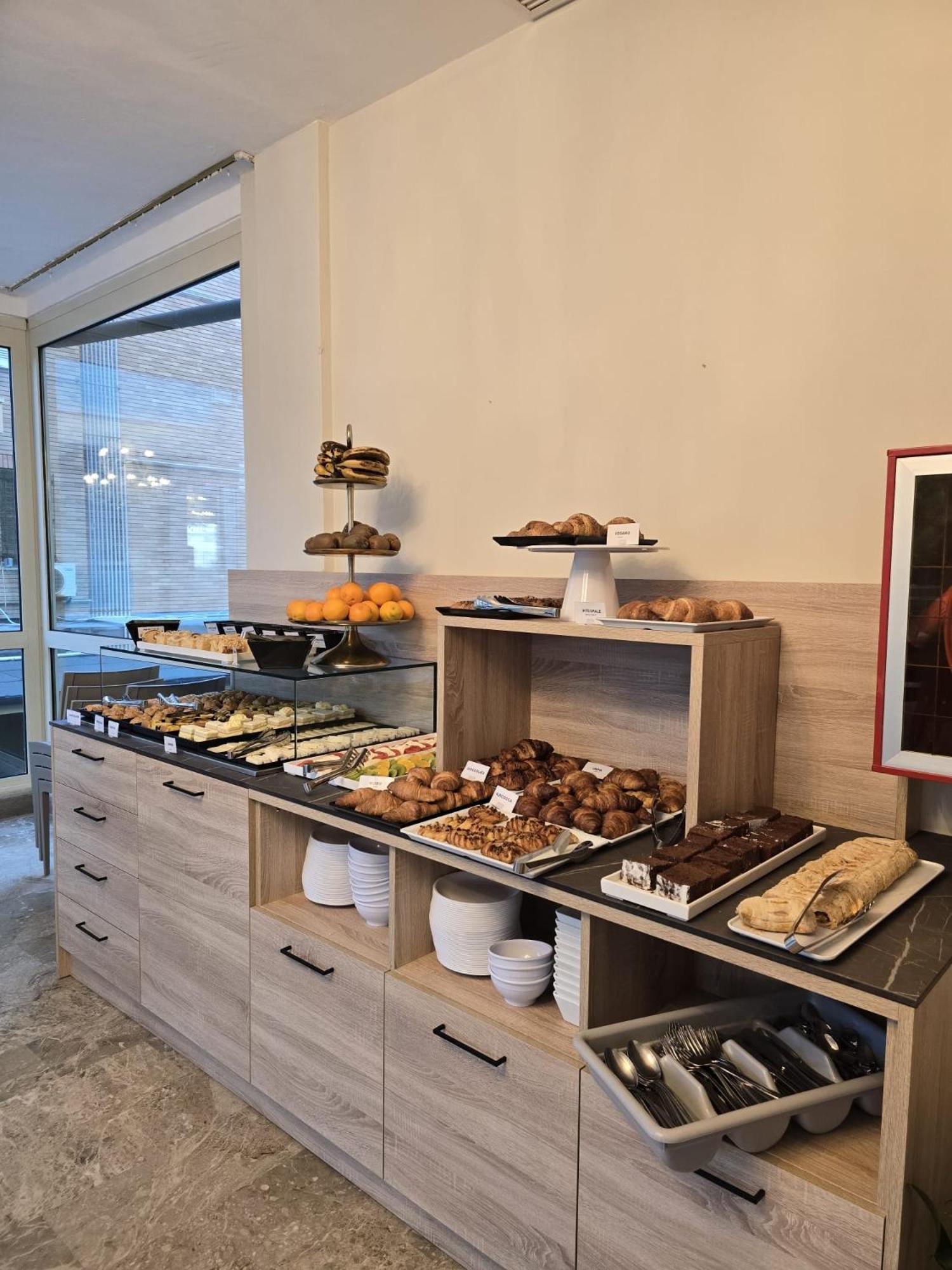 Hotel Helios Beach Milano Marittima Zewnętrze zdjęcie