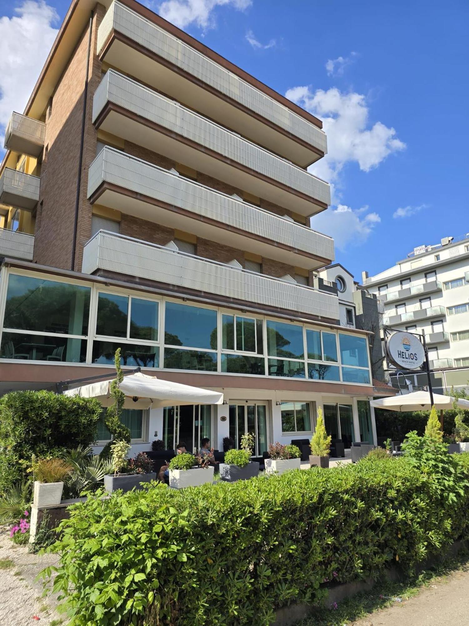 Hotel Helios Beach Milano Marittima Zewnętrze zdjęcie