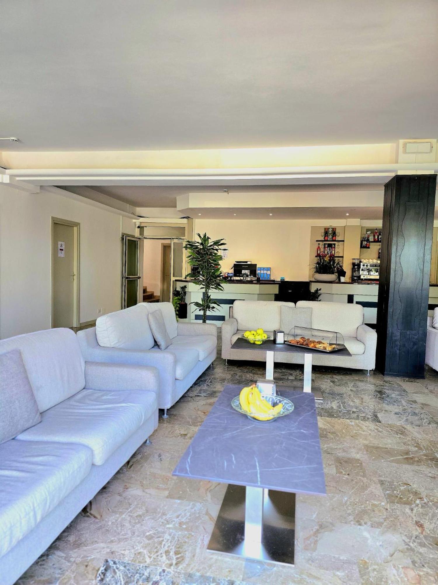 Hotel Helios Beach Milano Marittima Zewnętrze zdjęcie